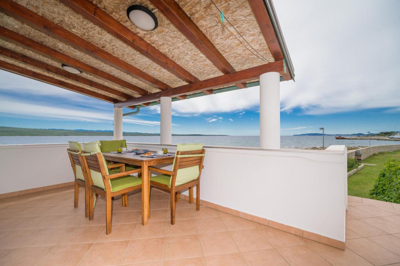 Apartments By The Sea Nerezine, Losinj - 7963 Exterior foto